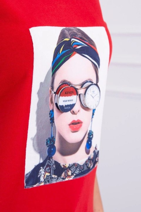 Bluzka z grafiką kobiety czerwona Bluzka z grafiką kobiety czerwona