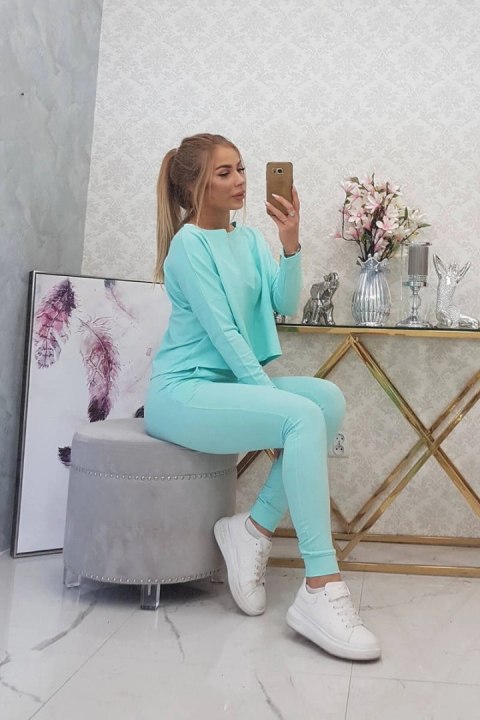 Komplet z bluzką oversize miętowy Komplet z bluzką oversize miętowy