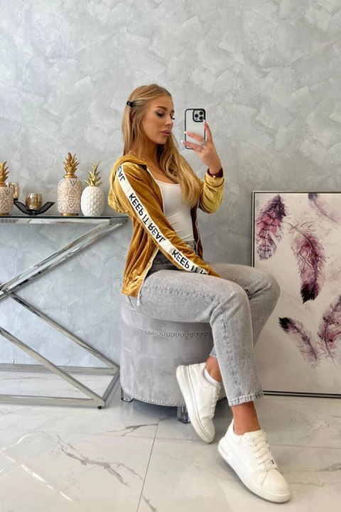 Bluza welurowa z kapturem musztardowa Bluza welurowa z kapturem musztardowa