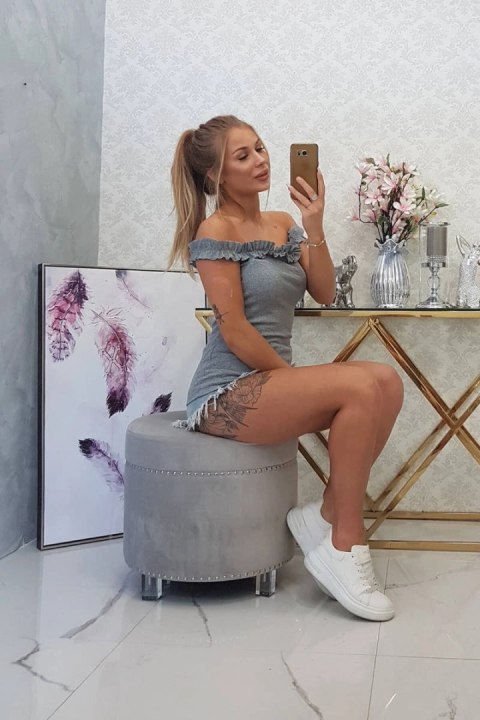 Bluzka hiszpanka z falbankami szara Bluzka hiszpanka z falbankami szara