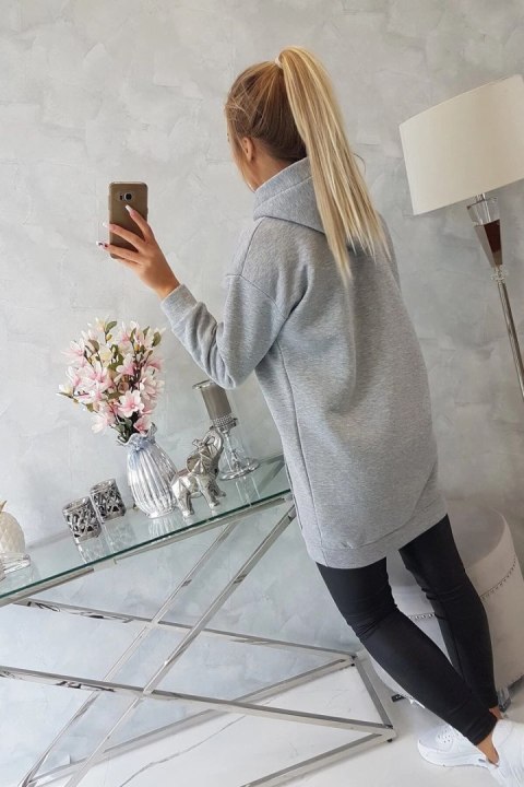 Bluza z kapturem z naszywkami szara Bluza z kapturem z naszywkami szara