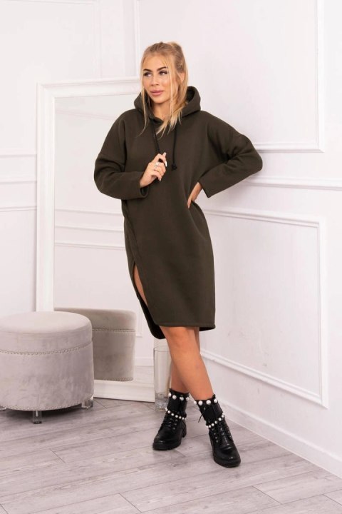 Sukienka z kapturem i rozcięciem na boku khaki