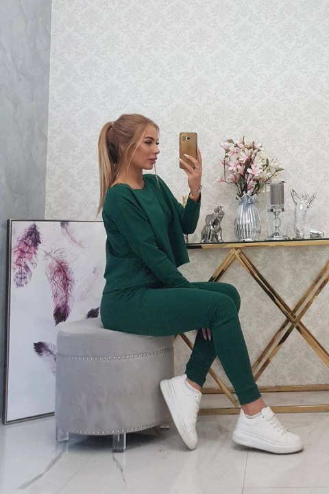 Komplet z bluzką oversize zielony Komplet z bluzką oversize zielony