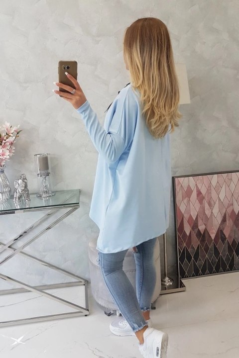 Bluza oversize z asymetrycznymi bokami błękitna Bluza oversize z asymetrycznymi bokami błękitna