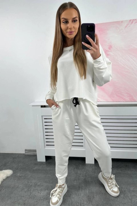 Komplet 2-częściowy bluza + spodnie ecru Komplet 2-częściowy bluza + spodnie ecru