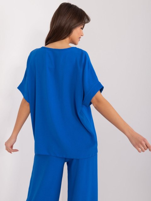Bluzka z różą oversize z krótkim rękawem Bluzka z różą oversize z krótkim rękawem