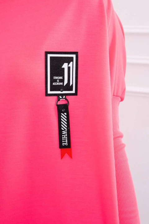 Bluza oversize z asymetrycznymi bokami różowy neon Bluza oversize z asymetrycznymi bokami różowy neon