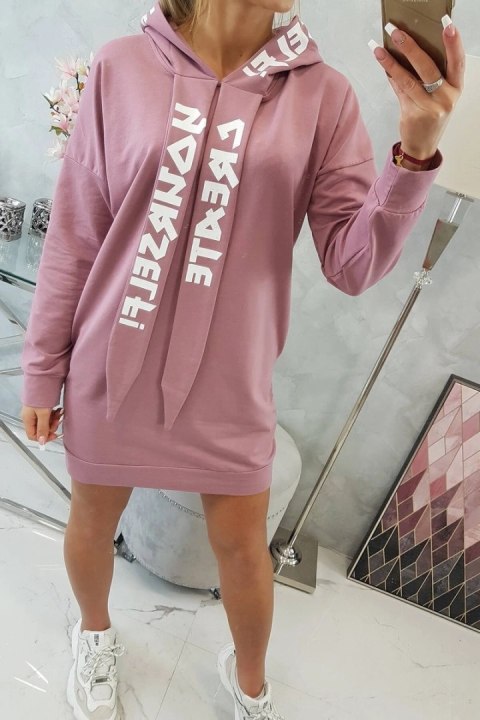 Sukienka z kapturem Oversize ciemno różowa Sukienka z kapturem Oversize ciemno różowa