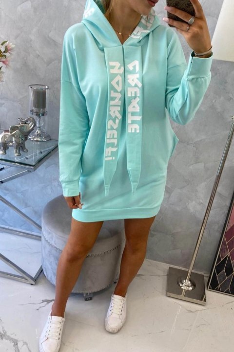 Sukienka z kapturem Oversize miętowa Sukienka z kapturem Oversize miętowa