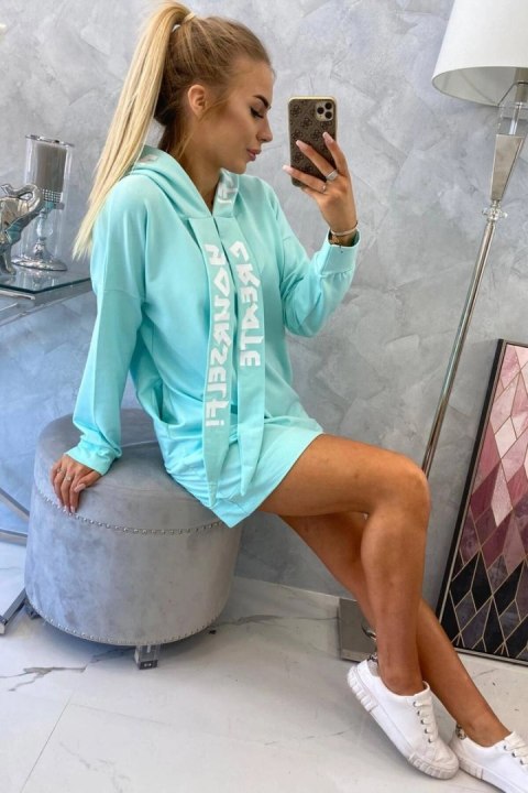 Sukienka z kapturem Oversize miętowa Sukienka z kapturem Oversize miętowa