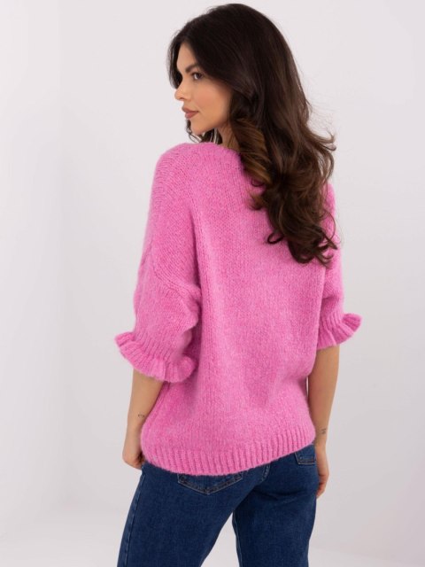 Sweter oversize z dodatkiem wełny z falbanką na rękawie Sweter oversize z dodatkiem wełny z falbanką na rękawie