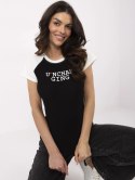 damski t-shirt o dopasowanym kroju