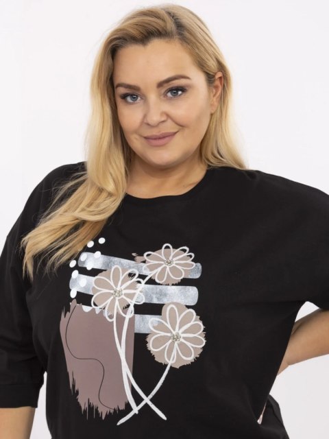 Bluzka plus size z wyhaftowanymi kwiatami Bluzka plus size z wyhaftowanymi kwiatami