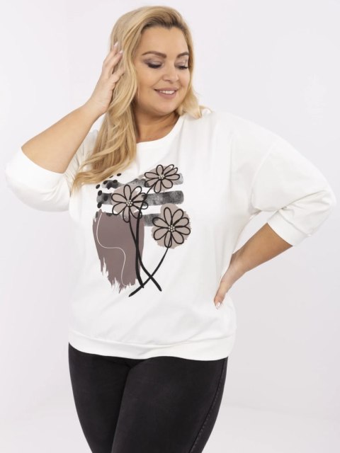 Bluzka plus size z wyhaftowanymi kwiatami Bluzka plus size z wyhaftowanymi kwiatami