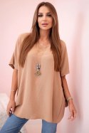 Bluzka oversize z wisiorkiem jasny camelowy