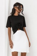 Czarny t-shirt Elvie z marszczeniem i różą