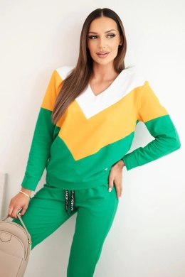 Komplet damski dresowy Plus Size z dekoltem V zielony