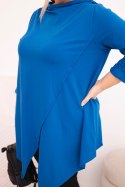 Bluzka damska bawełniana Plus Size asymetryczna z podwijanym rękawem chabrowa