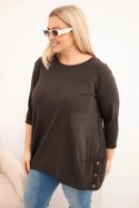 Bluzka damska Plus Size z bawełny z ozdobnymi guzikami i podwijanymi rękawami brązowa
