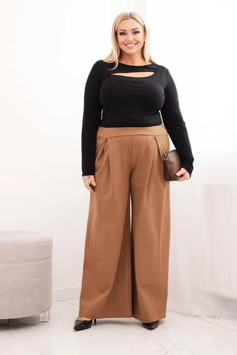 Spodnie damskie Plus Size z szerokimi nogawkami i plisowaniem camelowe