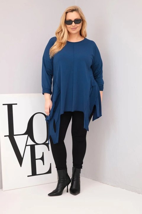 Bluzka damska bawełniana Plus Size z asymetrycznym dołem i wycięciami granatowa