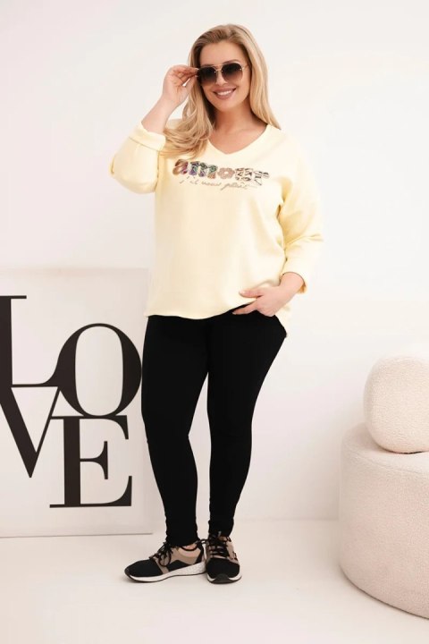 Bluza damska Plus Size z napisem i dekoltem V żółta