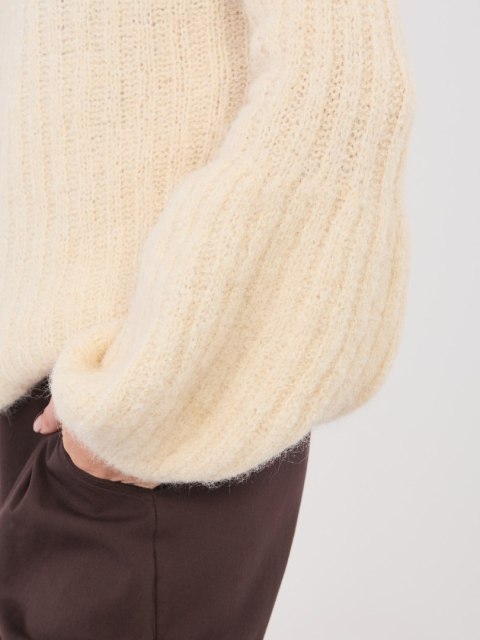 Sweter MI-SW-9642.01