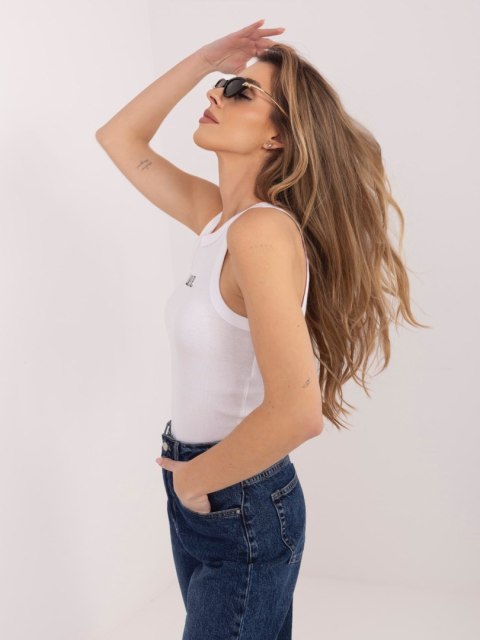 Top D16005AH02704B