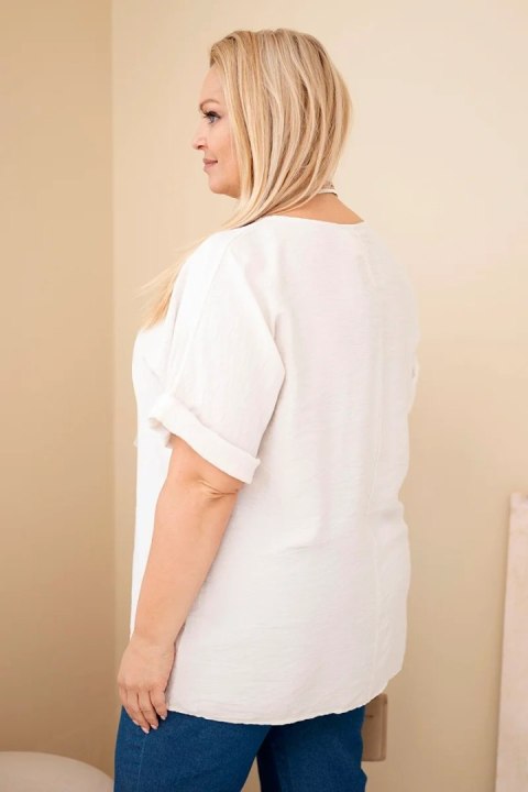 Bluzka damska wiskozowa Plus Size z krótkim rękawem i ozdobną apaszką beżowa