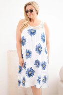 Sukienka damska Plus Size wiskozowa w kwiaty z koronkowym dekoltem biała