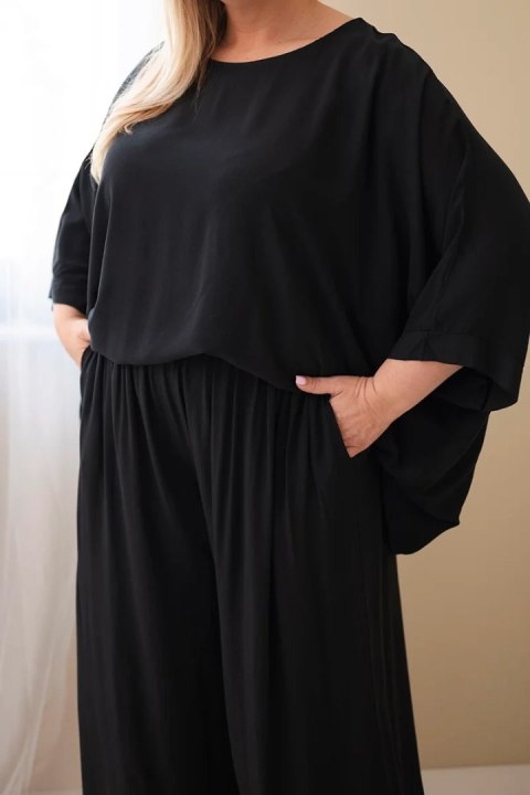 Komplet damski Plus Size wiskozowy z szerokimi spodniami i bluzką czarny