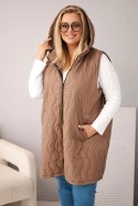 Kamizelka damska Plus Size pikowana z kapturem camelowa