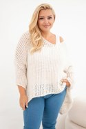 Sweter damski ażurowy oversize z dekoltem V i dłuższym tyłem beżowy