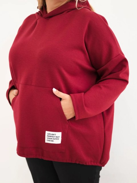 Bluza damska Plus Size masełko z kapturem i kieszenią kangurką bordowa