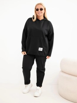 Bluza damska Plus Size masełko z kapturem i kieszenią kangurką czarna