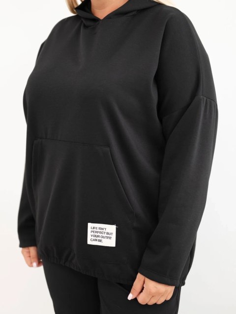 Bluza damska Plus Size masełko z kapturem i kieszenią kangurką czarna