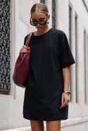 Czarna t-shirtowa sukienka oversize SELLA