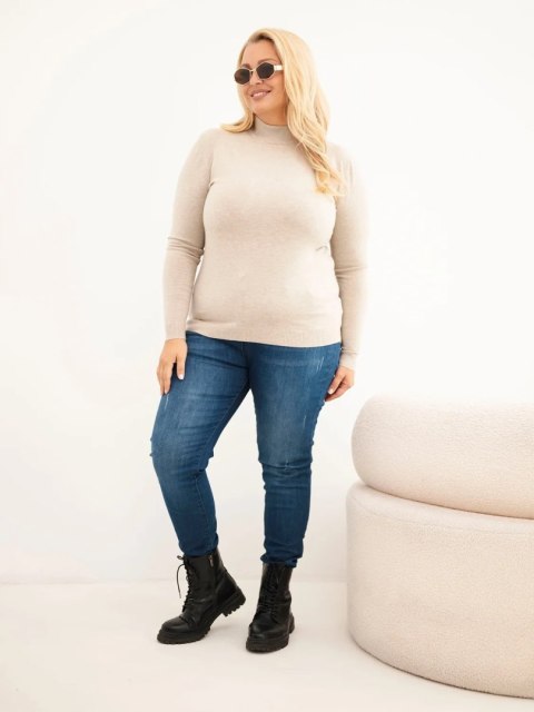 Sweter damski Plus Size z wiskozy z golfem beżowy
