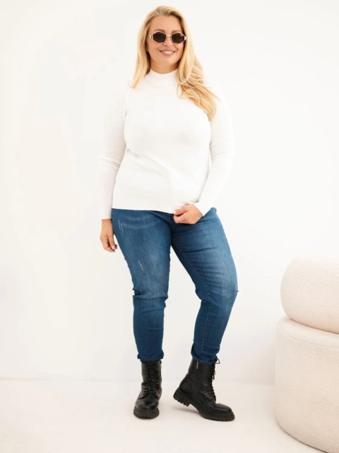 Sweter damski Plus Size z wiskozy z golfem ecru