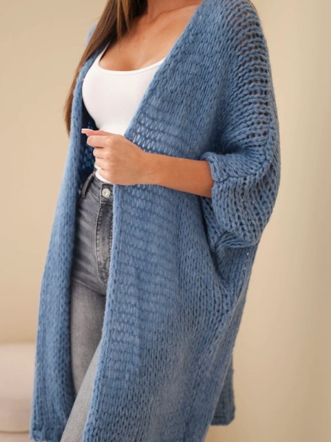 Sweter damski oversize o luźnym splocie bez zapięcia jeansowy