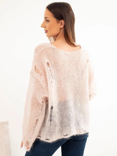 Sweter damski w 70% z kid moheru na guziki z efektem przetarć beżowy