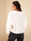 Sweter damski z moherem z ozdobnymi guzikami ecru