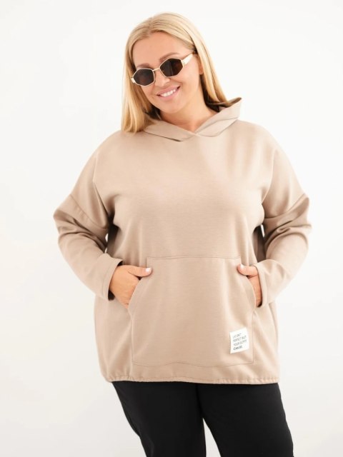 Bluza damska Plus Size masełko z kapturem i kieszenią kangurką camelowa