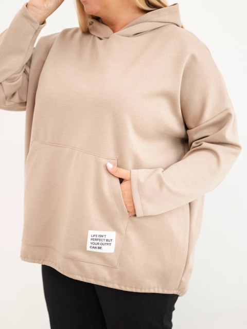Bluza damska Plus Size masełko z kapturem i kieszenią kangurką camelowa