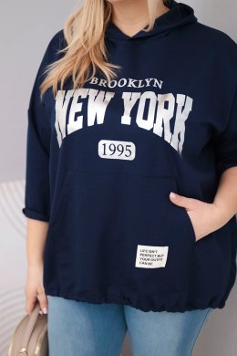 Bluza damska Plus Size masełko z kapturem i kieszenią kangurką granatowa
