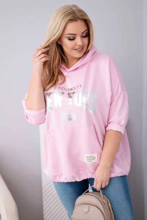 Bluza damska Plus Size masełko z kapturem i kieszenią kangurką jasno różowa