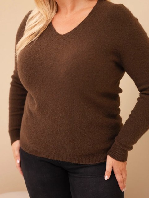 Sweter damski Plus Size z baby alpaki z długim rękawem brązowy