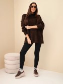 Sweter damski oversize z dodatkiem wełny z golfem i szerokimi rękawami brązowy