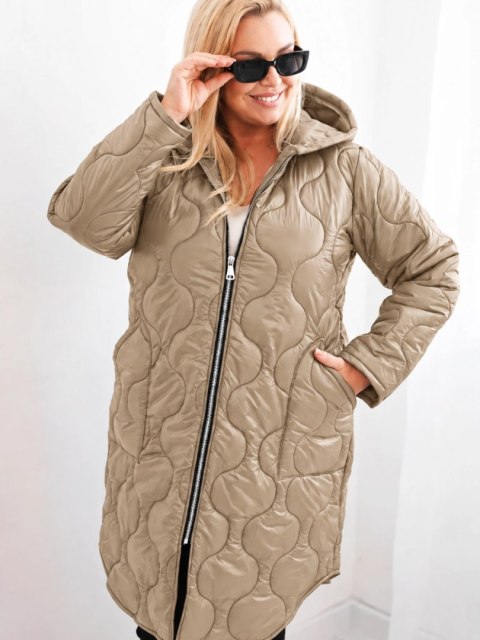 Kurtka damska Plus Size zimowa pikowana z kapturem jasno camelowa