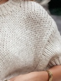 Sweter oversize jasnobeżowy